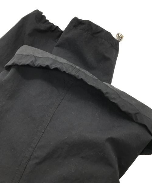 NVRFRGT（ネヴァーフォーゲット）NVRFRGT (ネヴァーフォーゲット) ナイロンカーゴロングパンツ ブラック サイズ:2の古着・服飾アイテム
