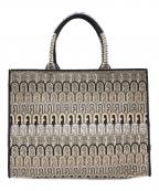 FURLAフルラ）の古着「オポチュニティLトートバッグ」｜ベージュ