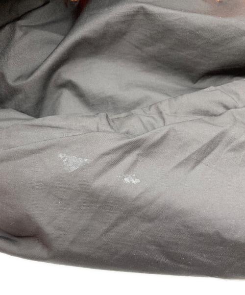 YSTRDY'S TMRRW（イエスタデイズトゥモロウ）YSTRDY'S TMRRW (イエスタデイズトゥモロウ) PADDED PACIFISM COAT ブラック サイズ:Ｓの古着・服飾アイテム