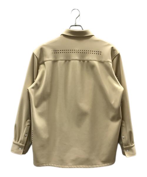 XANDER ZHOU（ザンダーゾウ）XANDER ZHOU (ザンダーゾウ) LONG SLEEVES SHIRT LASER CUT PATTERN ベージュ サイズ:46の古着・服飾アイテム