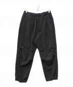 WHITE MOUNTAINEERINGホワイトマウンテ二アニング）の古着「KNEE TUCK PANTS」｜ブラック