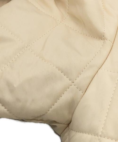 Traditional Weatherwear（トラディショナルウェザーウェア）Traditional Weatherwear (トラディショナルウェザーウェア) 2WAYキルティングジャケット アイボリー サイズ:36の古着・服飾アイテム