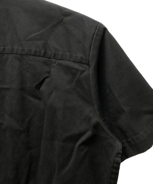 1piu1uguale3（ウノピュウノウグァーレトレ）1piu1uguale3 (ウノピュウノウグァーレトレ) 半袖シャツ ブラック サイズ:3の古着・服飾アイテム