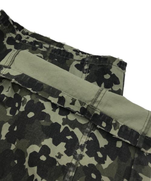 MAISON SPECIAL（メゾンスペシャル）MAISON SPECIAL (メゾンスペシャル) Flower Camouflage Curve Pants オリーブ サイズ:38の古着・服飾アイテム