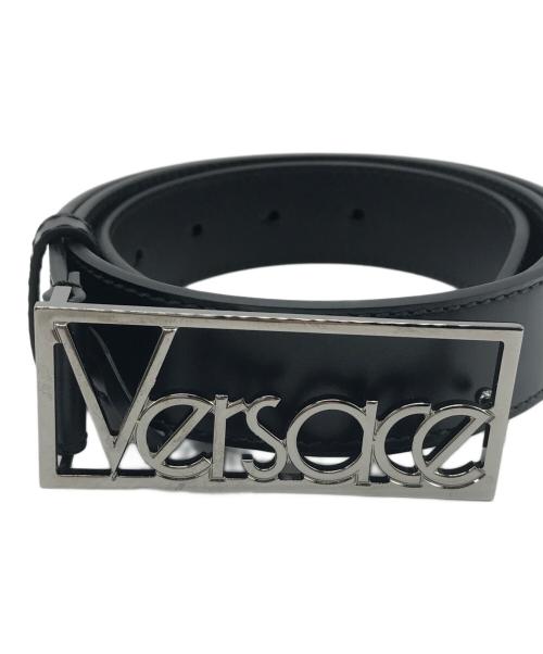 VERSACE（ヴェルサーチェ）VERSACE (ヴェルサーチェ) ロゴ金具レザーベルト ブラック サイズ:下記参照の古着・服飾アイテム