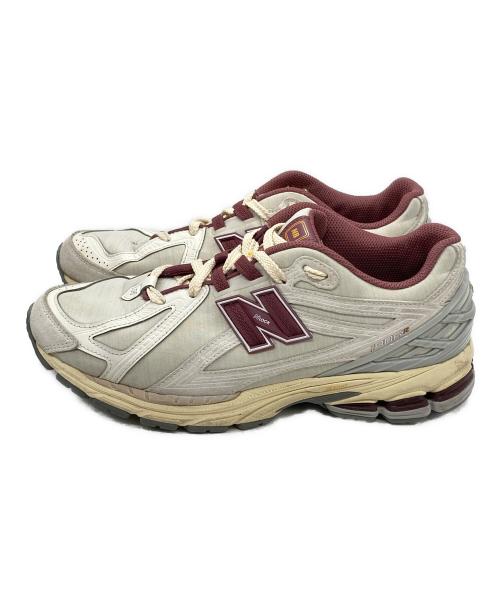 NEW BALANCE（ニューバランス）NEW BALANCE (ニューバランス) M1906RAS ベージュ×パープル サイズ:27cmの古着・服飾アイテム