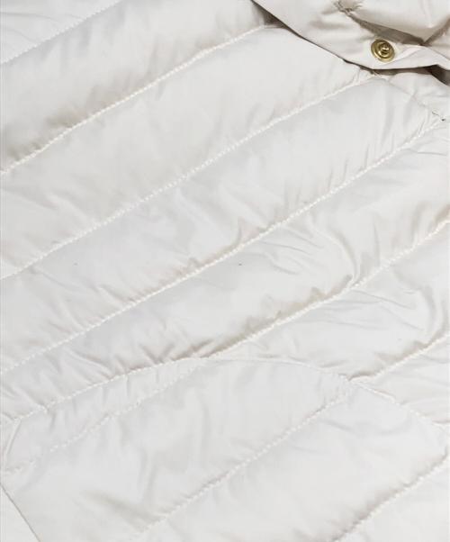 Traditional Weatherwear（トラディショナルウェザーウェア）Traditional Weatherwear (トラディショナルウェザーウェア) アークリー ロング カラーレス キルティングコート ホワイト サイズ:36の古着・服飾アイテム