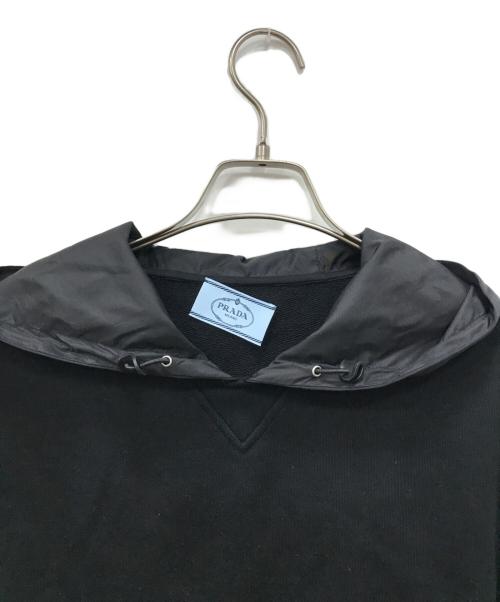 PRADA（プラダ）PRADA (プラダ) Re-Nylon切替パーカー ブラック サイズ:Sの古着・服飾アイテム