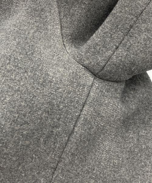 休日と詩（キュウジツトウタ）休日と詩 (キュウジツトウタ) メルトンコート グレー サイズ:下記参照の古着・服飾アイテム