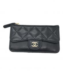 CHANEL（シャネル）の古着「マトラッセクラシックジップカードケース」｜ブラック