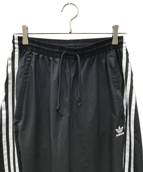 adidas（アディダス）adidas (アディダス) U OVSZ TRACK PANT ブラック サイズ:Mの古着・服飾アイテム