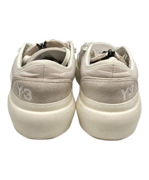 Y-3（ワイスリー）Y-3 (ワイスリー) AJATU COURT LOW ホワイト サイズ:27cmの古着・服飾アイテム