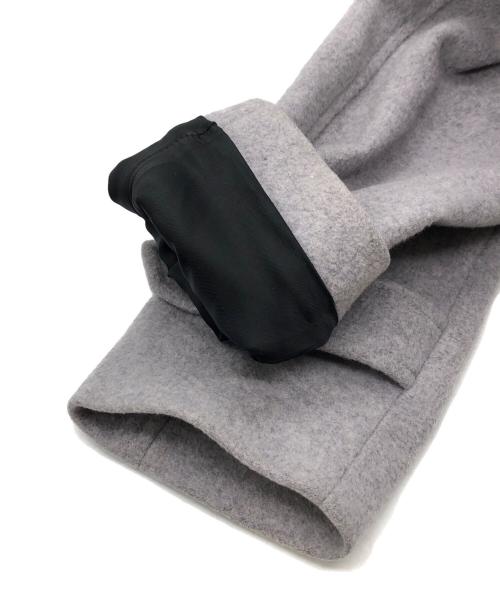 BLACK LABEL CRESTBRIDGE（ブラックレーベル クレストブリッジ）BLACK LABEL CRESTBRIDGE (ブラックレーベル クレストブリッジ) シャイニービーバーレイズドネックコート グレー サイズ:Mの古着・服飾アイテム