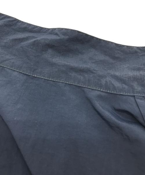 D.C.WHITE（ディーシーホワイト）D.C.WHITE (ディーシーホワイト) Training Top ネイビー サイズ:Mの古着・服飾アイテム