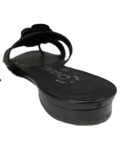 CHANEL（シャネル）CHANEL (シャネル) フラットサンダル ブラック サイズ:35Cの古着・服飾アイテム