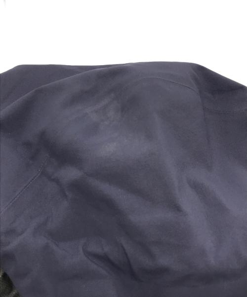 ARC'TERYX（アークテリクス）ARC'TERYX (アークテリクス) マウンテンパーカー ネイビー サイズ:Sの古着・服飾アイテム