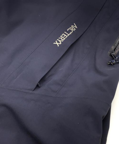 ARC'TERYX（アークテリクス）ARC'TERYX (アークテリクス) マウンテンパーカー ネイビー サイズ:Sの古着・服飾アイテム