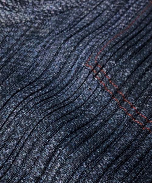 PLEATS PLEASE（プリーツプリーズ）PLEATS PLEASE (プリーツプリーズ) 転写プリーツパンツ ネイビー サイズ:3の古着・服飾アイテム