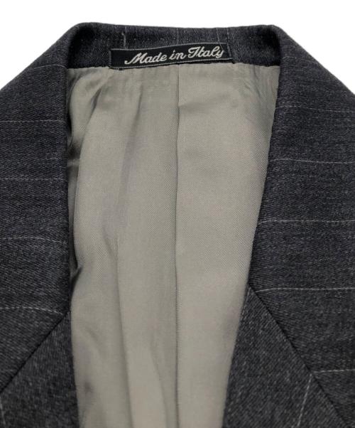 GIORGIO ARMANI（ジョルジョアルマーニ）GIORGIO ARMANI (ジョルジョアルマーニ) ダブルテーラードジャケット グレー サイズ:FREEの古着・服飾アイテム