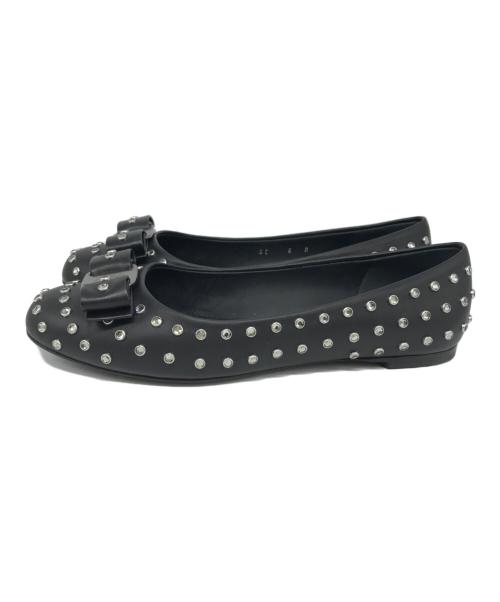 Salvatore Ferragamo（サルヴァトーレ フェラガモ）Salvatore Ferragamo (サルヴァトーレ フェラガモ) スタッズパンプス ブラック サイズ:6の古着・服飾アイテム