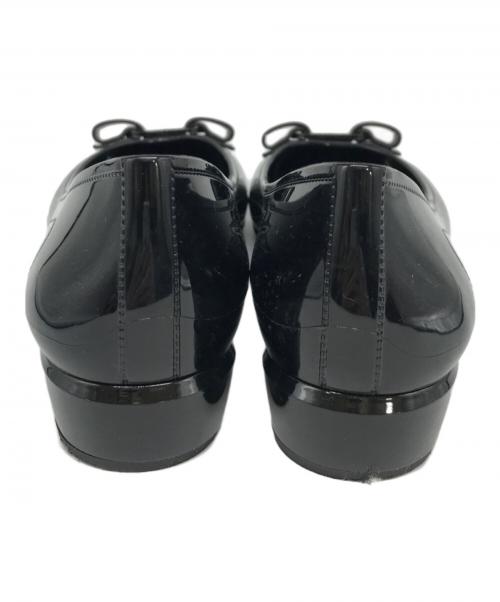 Salvatore Ferragamo（サルヴァトーレ フェラガモ）Salvatore Ferragamo (サルヴァトーレ フェラガモ) ラバーパンプス ブラック サイズ:6の古着・服飾アイテム