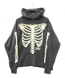SAINT MICHAEL（セントマイケル）の古着「ボーンプリントプルオーバーパーカー」｜ブラック