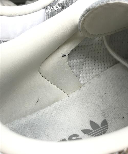 adidas（アディダス）adidas (アディダス) SAMBA OG シルバー サイズ:27cmの古着・服飾アイテム