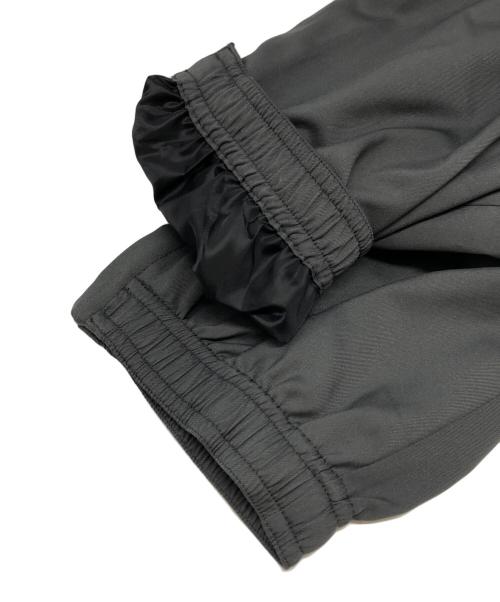 F.C.Real Bristol（エフシーレアルブリストル）F.C.Real Bristol (エフシーレアルブリストル) TEAM TRACK PANTS グレー サイズ:Sの古着・服飾アイテム