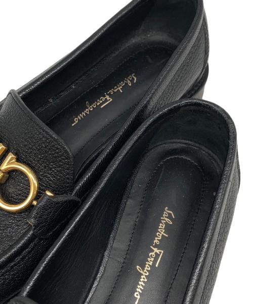 Salvatore Ferragamo（サルヴァトーレ フェラガモ）Salvatore Ferragamo (サルヴァトーレ フェラガモ) ガンチーニローファー ブラック サイズ:4 1/2の古着・服飾アイテム