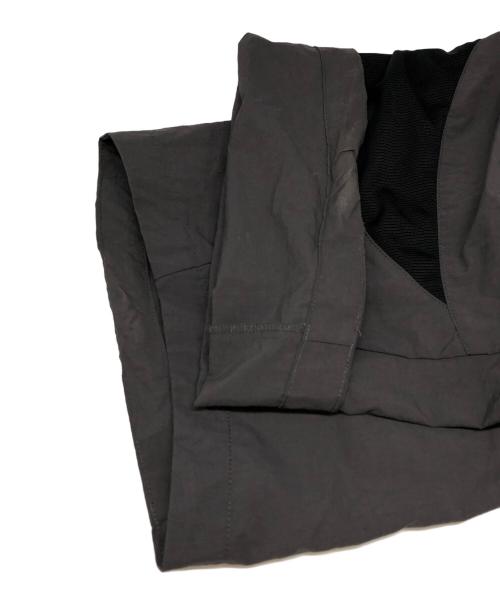 NUMQUAM（ヌンクアム）NUMQUAM (ヌンクアム) gear tech flare trousers グレー サイズ:2の古着・服飾アイテム