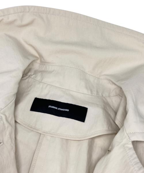 JOURNAL STANDARD（ジャーナルスタンダード）JOURNAL STANDARD (ジャーナルスタンダード) コットンナイロンギャバビックカラーコート ベージュ サイズ:38 未使用品の古着・服飾アイテム