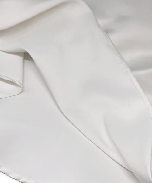 YOKO CHAN（ヨーコチャン）YOKO CHAN (ヨーコチャン) Aラインカットソー ホワイト サイズ:40の古着・服飾アイテム