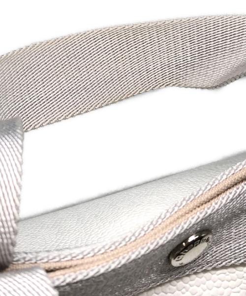 Herve Chapelier（エルベシャプリエ）Herve Chapelier (エルベシャプリエ) リュクススクエアトートL ブラン×シルバー サイズ:下記参照の古着・服飾アイテム