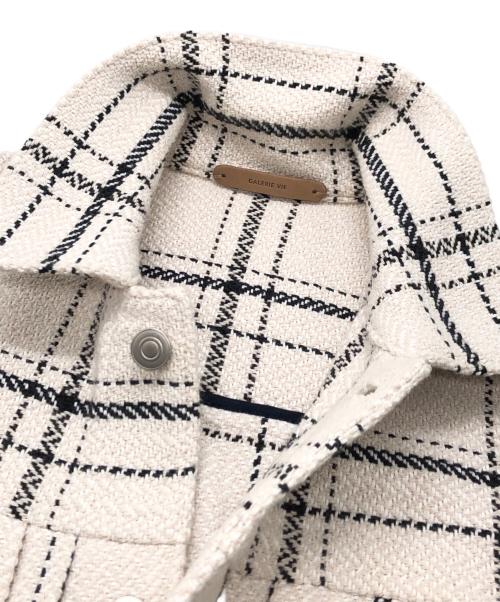 GALERIE VIE（ギャルリーヴィー）GALERIE VIE (ギャルリーヴィー) ビンテージラグ ツータックジャケット ベージュ サイズ:Fの古着・服飾アイテム