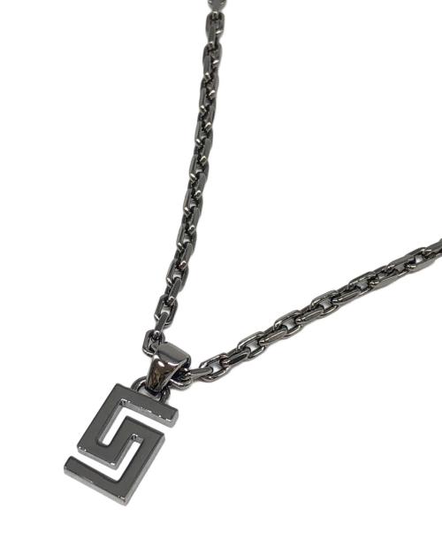VERSACE（ヴェルサーチェ）VERSACE (ヴェルサーチェ) ロゴネックレス ブラック サイズ:下記参照の古着・服飾アイテム