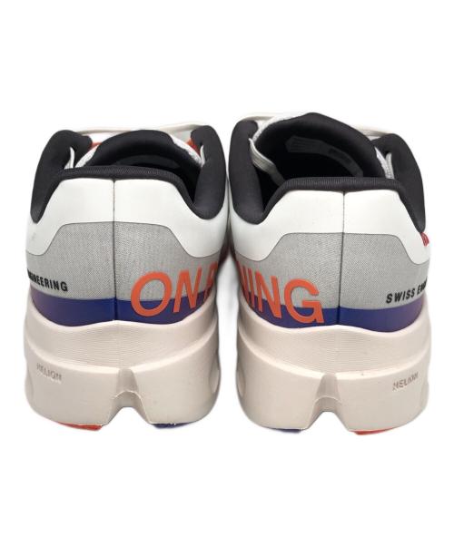 on（オン）On (オン) CLOUDSURFER NEXT WIDE ホワイト サイズ:27cmの古着・服飾アイテム