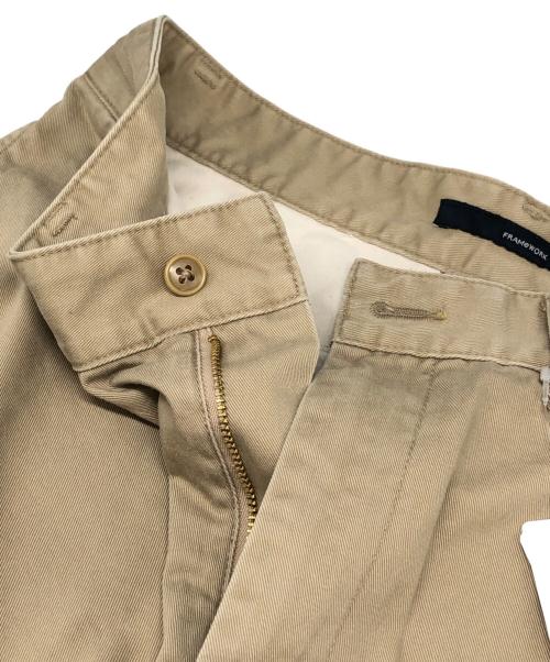 FRAMeWORK（フレームワーク）FRAMeWORK (フレームワーク) LOOSE FIT CHINO ベージュ サイズ:38 未使用品の古着・服飾アイテム