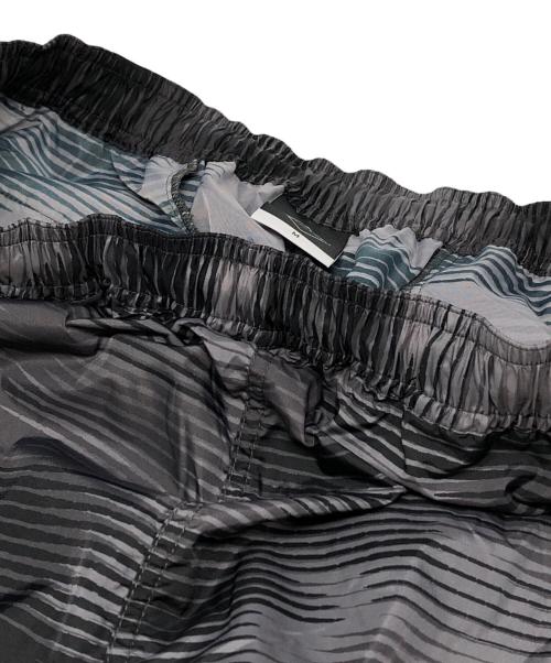 F.C.R.B.（エフシーレアルブリストル）F.C.R.B. (エフシーレアルブリストル) CAMO EASY SHORTS WOODLAND グレー サイズ:Mの古着・服飾アイテム