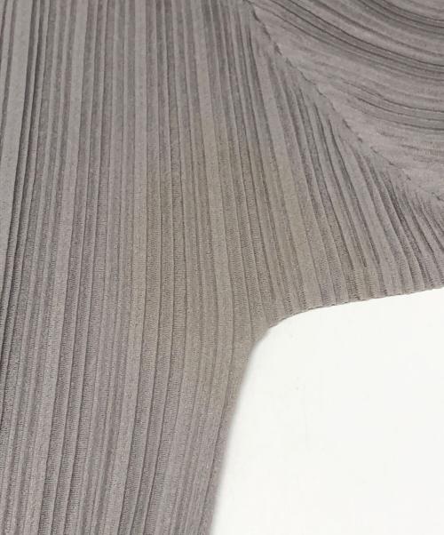 PLEATS PLEASE（プリーツプリーズ）PLEATS PLEASE (プリーツプリーズ) プリーツカットソー グレー サイズ:3の古着・服飾アイテム