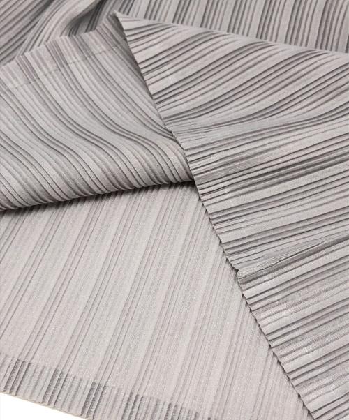 PLEATS PLEASE（プリーツプリーズ）PLEATS PLEASE (プリーツプリーズ) プリーツカットソー グレー サイズ:3の古着・服飾アイテム