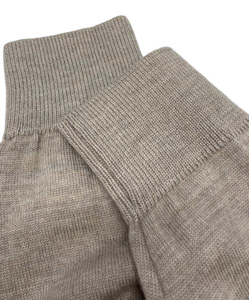 maison kitsune（メゾンキツネ）maison kitsune (メゾンキツネ) FOX HEAD PATCH CLASSIC CARDIGAN ベージュ サイズ:Mの古着・服飾アイテム