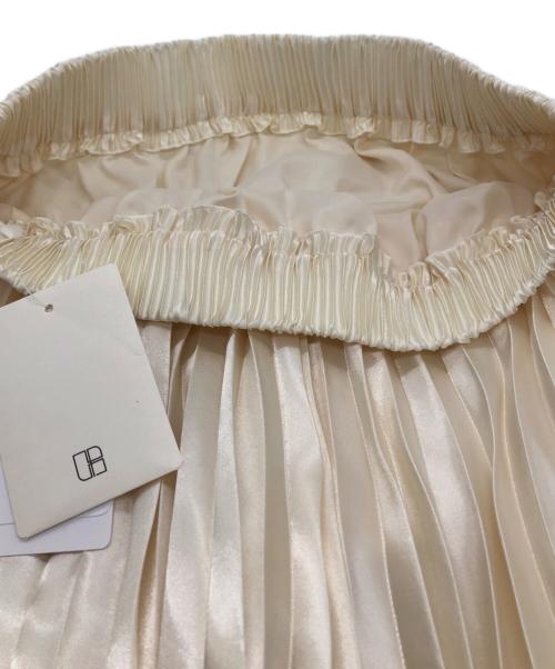 Noble（ノーブル）Noble (ノーブル) ブライトサテンアコーディオンプリーツスカート ベージュ サイズ:FREE 未使用品の古着・服飾アイテム