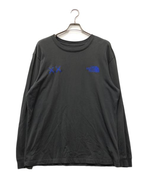 THE NORTH FACE（ザ ノース フェイス）THE NORTH FACE (ザ ノース フェイス) KAWS (カウズ) ロングスリーブカットソー グレー サイズ:Lの古着・服飾アイテム