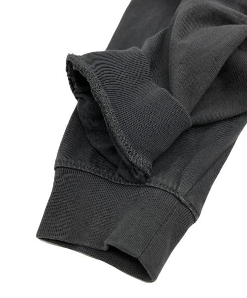 THE NORTH FACE（ザ ノース フェイス）THE NORTH FACE (ザ ノース フェイス) KAWS (カウズ) ロングスリーブカットソー グレー サイズ:Lの古着・服飾アイテム