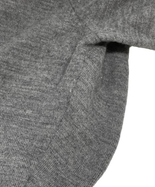 COMME des GARCONS JUNYA WATANABE MAN（コム デ ギャルソン ジュンヤ ワタナベ マン）COMME des GARCONS JUNYA WATANABE MAN (コム デ ギャルソン ジュンヤ ワタナベ マン) タートルネックニット グレー サイズ:Mの古着・服飾アイテム