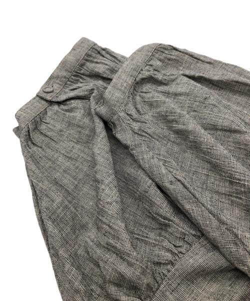 オオカミとフクロウ（オオカミトフクロウ）オオカミとフクロウ (オオカミトフクロウ) フクロウと野ばらとアナベル チャコールグレー サイズ:FREEの古着・服飾アイテム