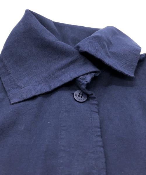 me ISSEY MIYAKE（ミーイッセイ ミヤケ）me ISSEY MIYAKE (ミーイッセイ ミヤケ) ジャケット ネイビー サイズ:FREEの古着・服飾アイテム