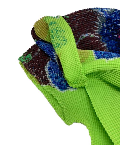 me ISSEY MIYAKE（ミーイッセイ ミヤケ）me ISSEY MIYAKE (ミーイッセイ ミヤケ) 半袖フラワープリントカットソー 黄緑 サイズ:下記参照の古着・服飾アイテム