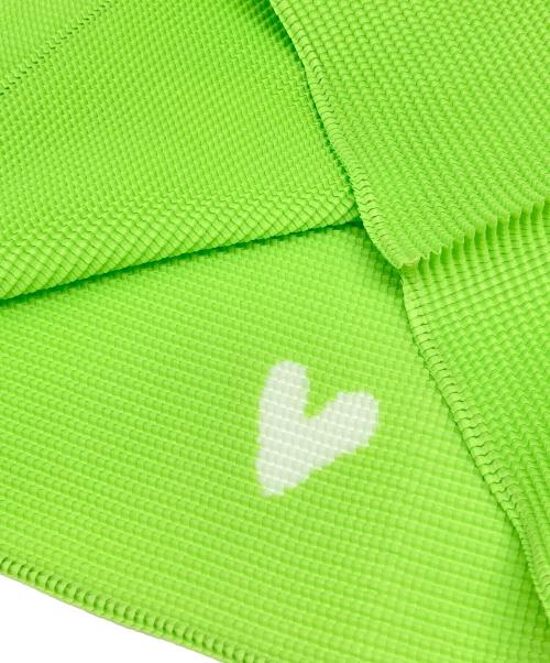 me ISSEY MIYAKE（ミーイッセイ ミヤケ）me ISSEY MIYAKE (ミーイッセイ ミヤケ) 半袖フラワープリントカットソー 黄緑 サイズ:下記参照の古着・服飾アイテム