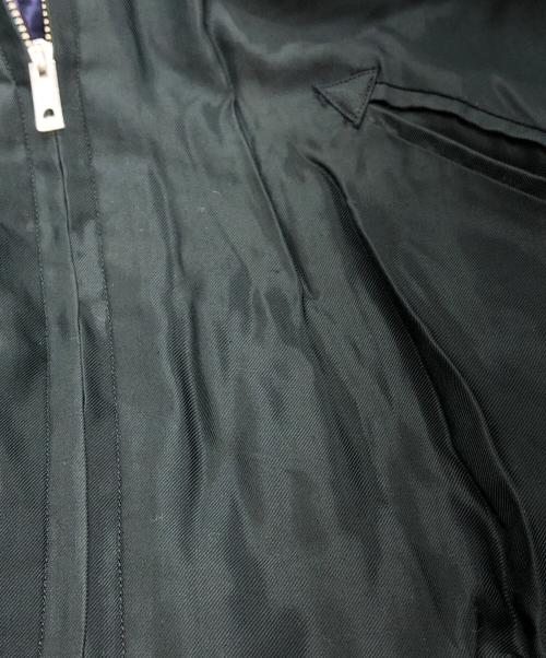 東洋エンタープライズ（トウヨウエンタープライズ）東洋エンタープライズ (トウヨウエンタープライズ) LOONY TUNES (ルーニー・テューンズ) ACETATE QUILT SOUVENIR JACKET ブラック×パープル サイズ:Mの古着・服飾アイテム